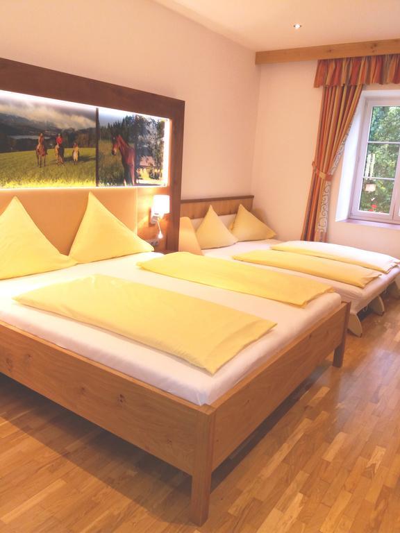 Gut Drasing Hotell Krumpendorf Exteriör bild