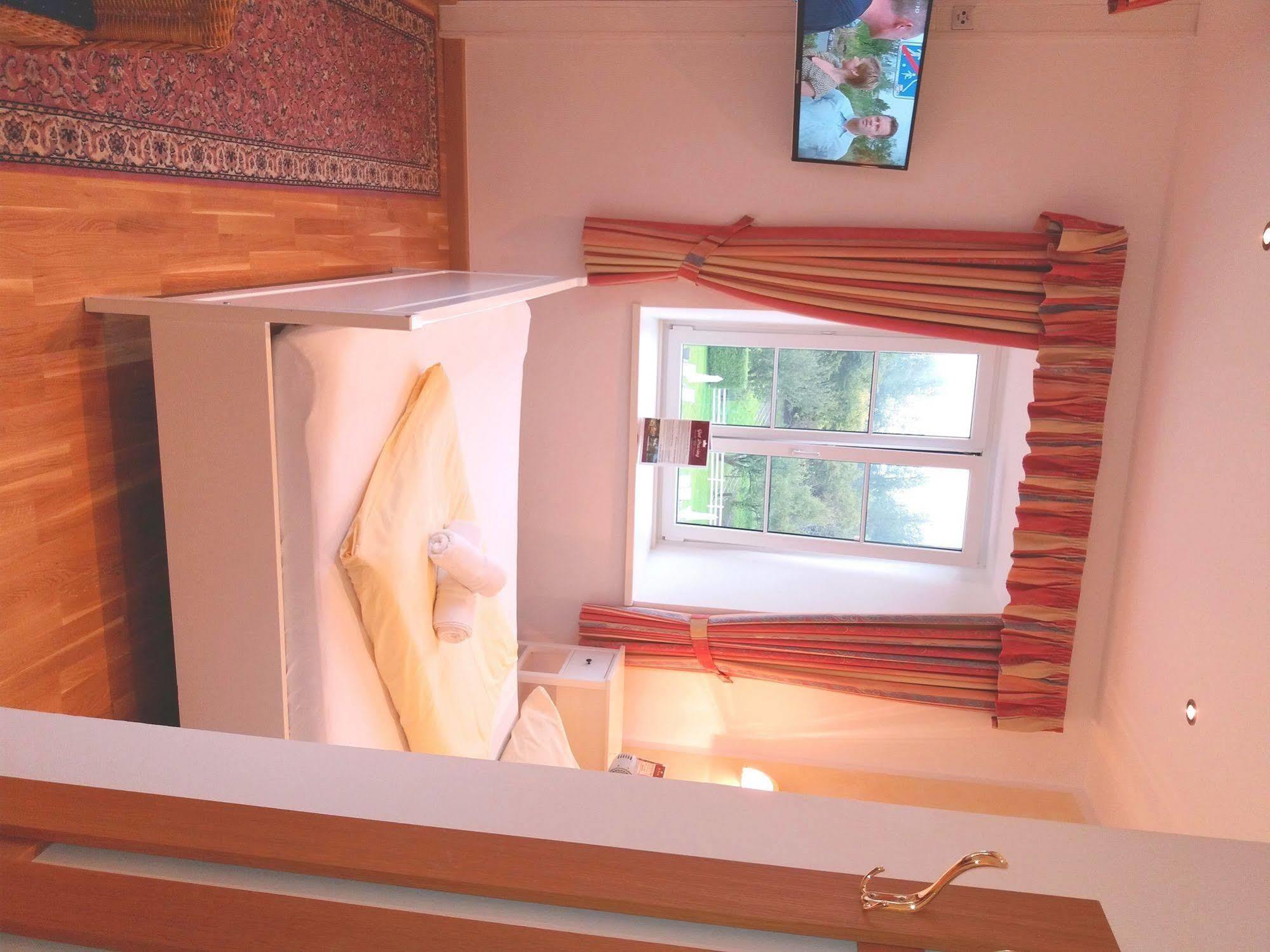 Gut Drasing Hotell Krumpendorf Exteriör bild
