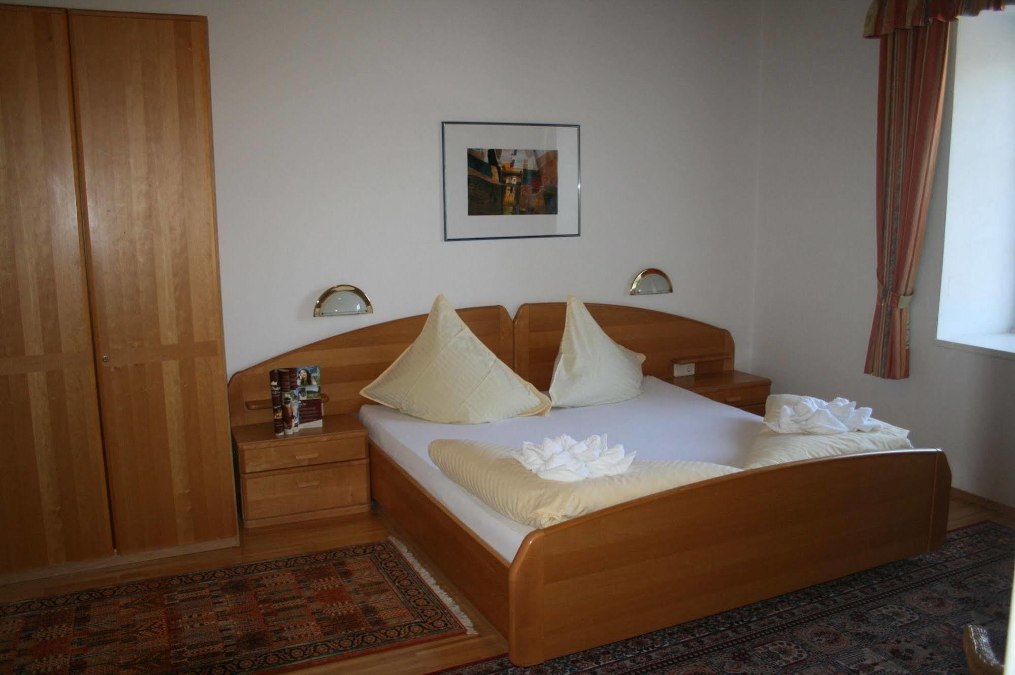 Gut Drasing Hotell Krumpendorf Exteriör bild