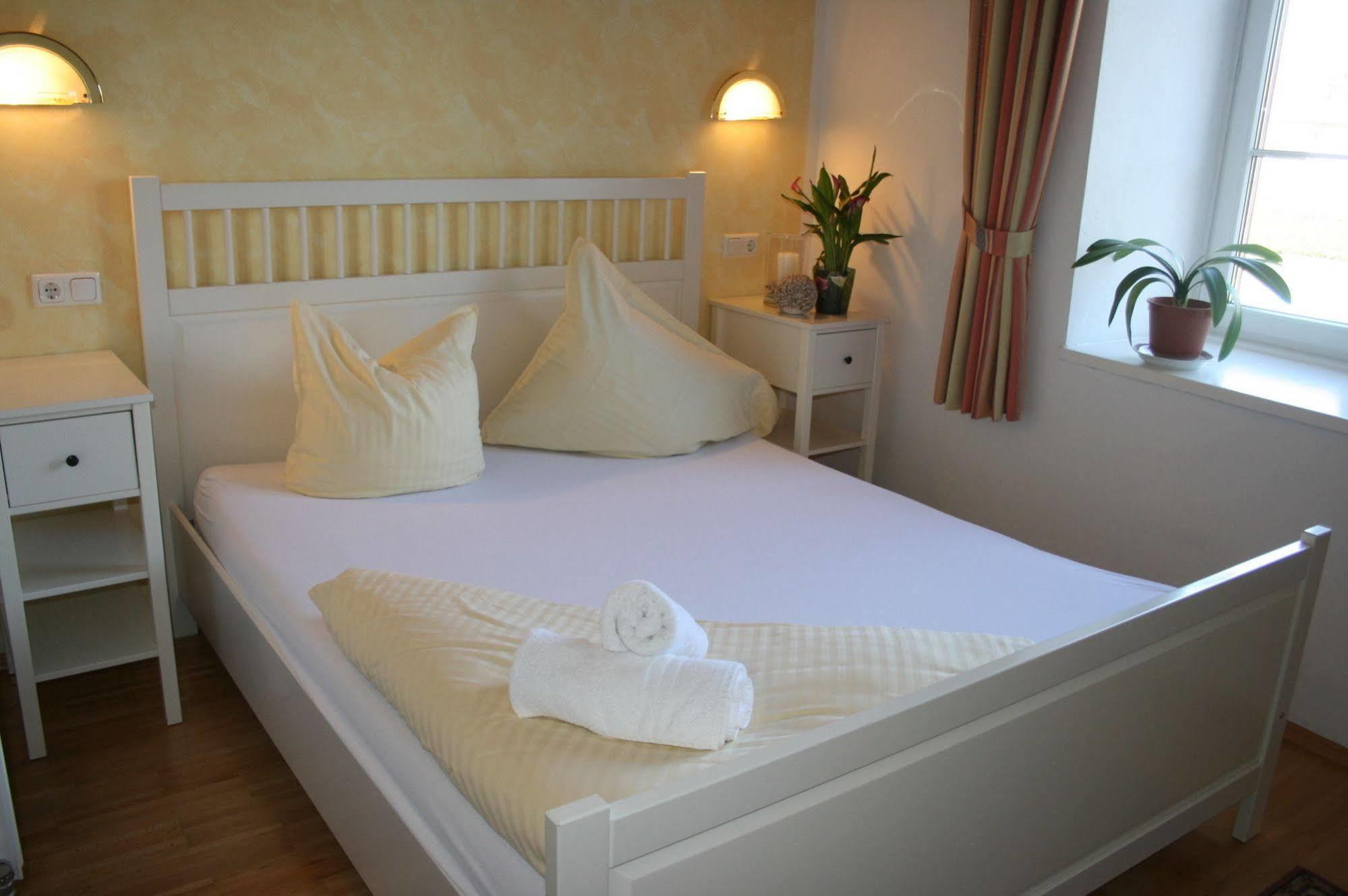 Gut Drasing Hotell Krumpendorf Exteriör bild
