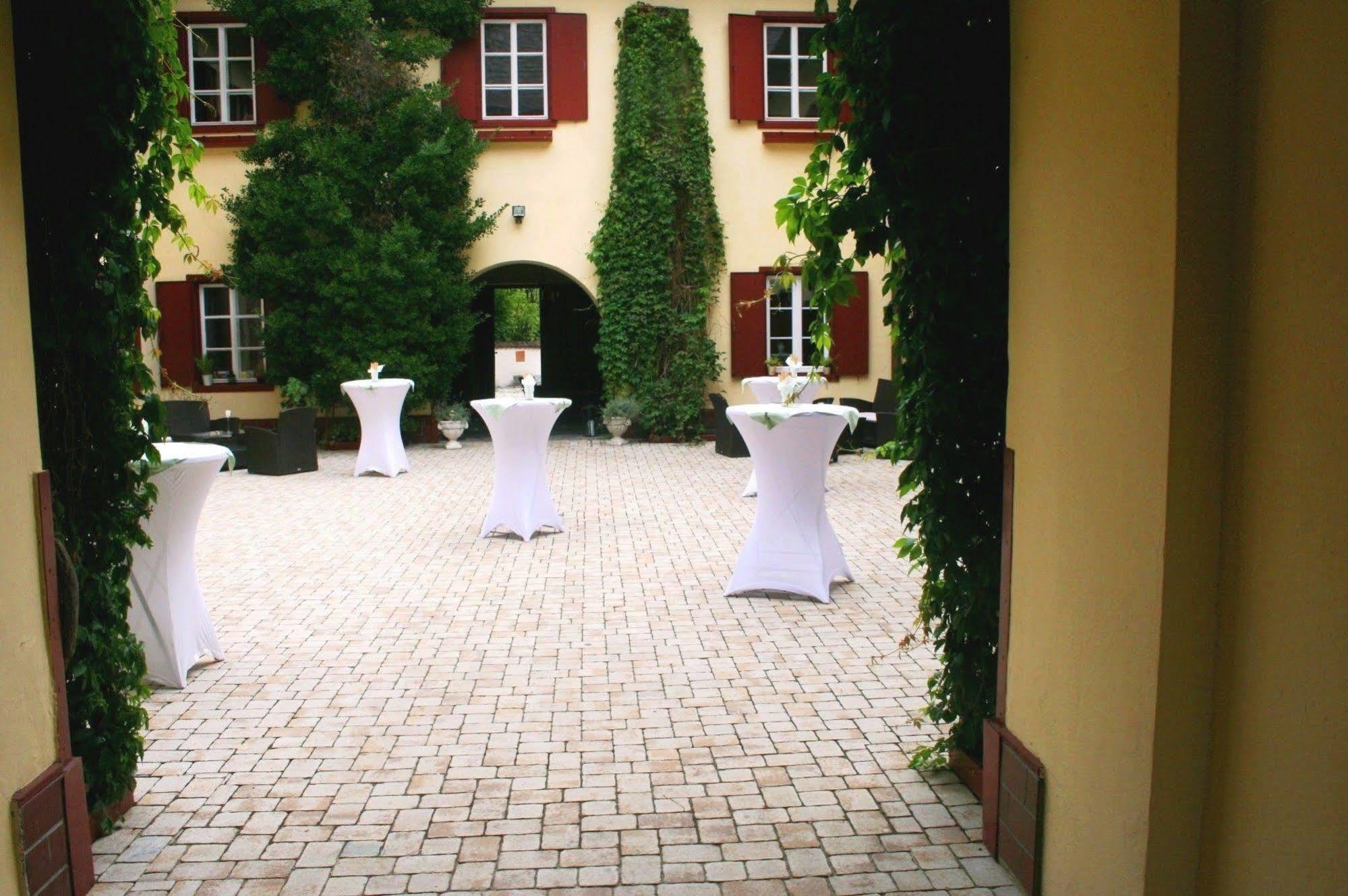 Gut Drasing Hotell Krumpendorf Exteriör bild
